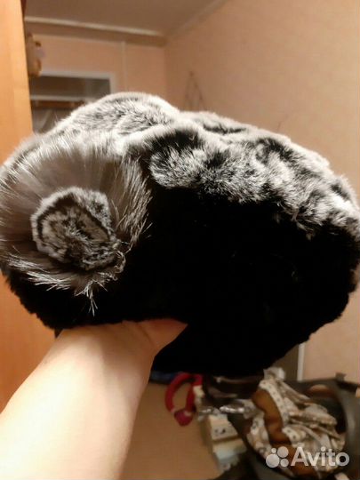 Берет вязанный из меха кролика