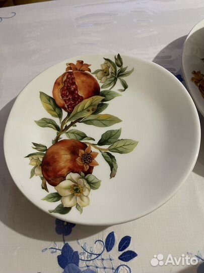 Набор тарелок