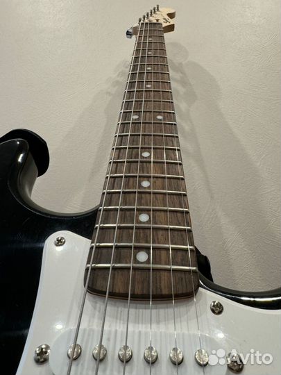 Fender squier bullet + комбик VOX+ допы