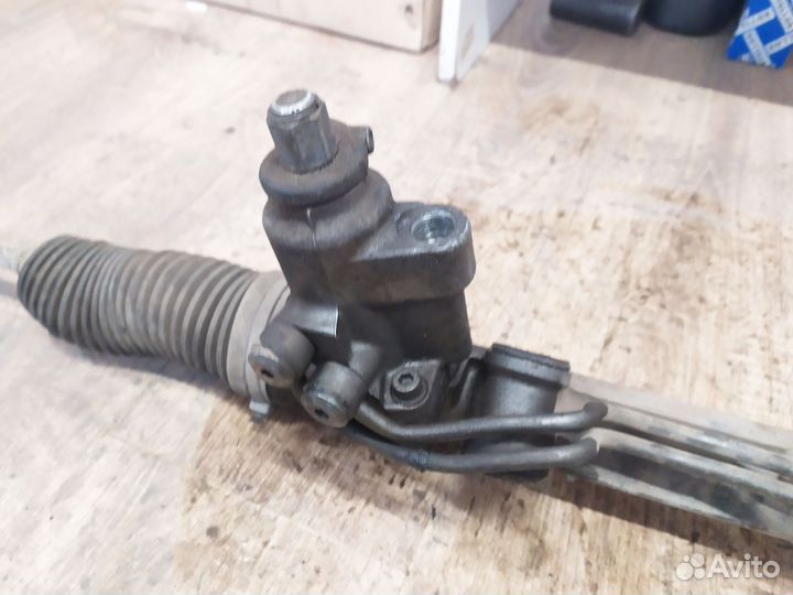 Рулевая рейка Mercedes W220