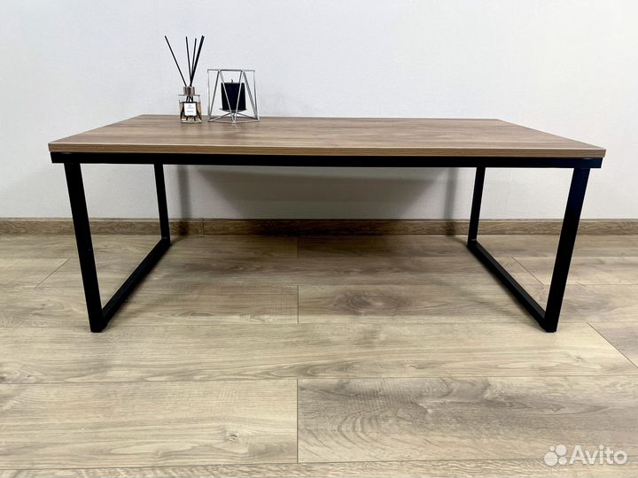 Стол журнальный