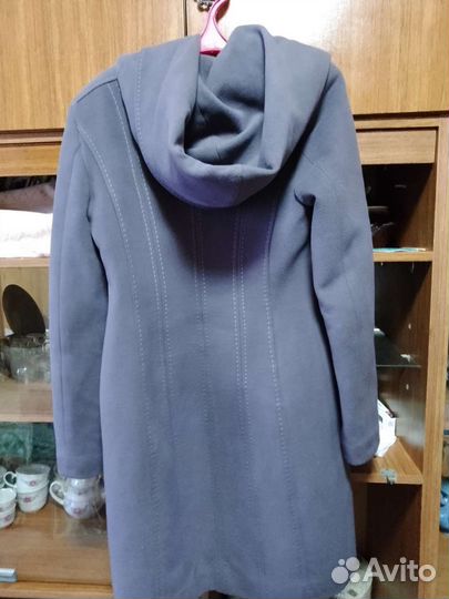 Пальто женское размер 44
