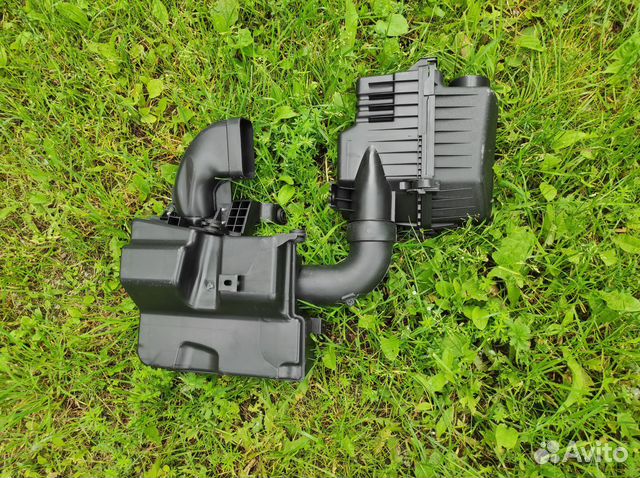 Резонатор воздушного фильтра Hyundai Solaris 1