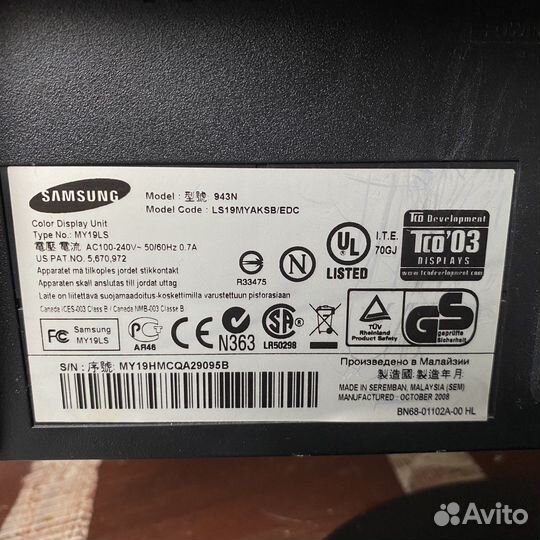 Монитор Samsung