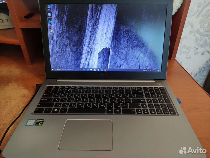 Ноутбук Асус К501UX 15.6/gtx950 на 2г/i5/8г/1тбhdd