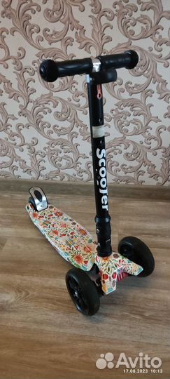 Самокат детский с принтом (дети от 3 до 7 лет)