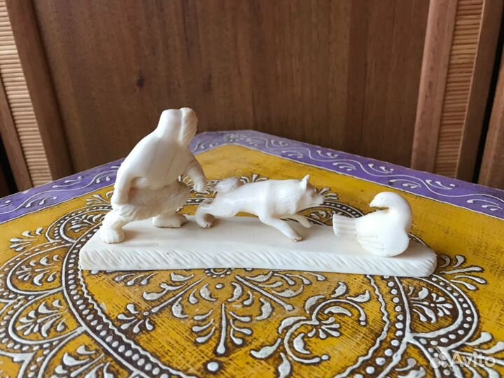 Композиция из бивня. Охота на куропатку