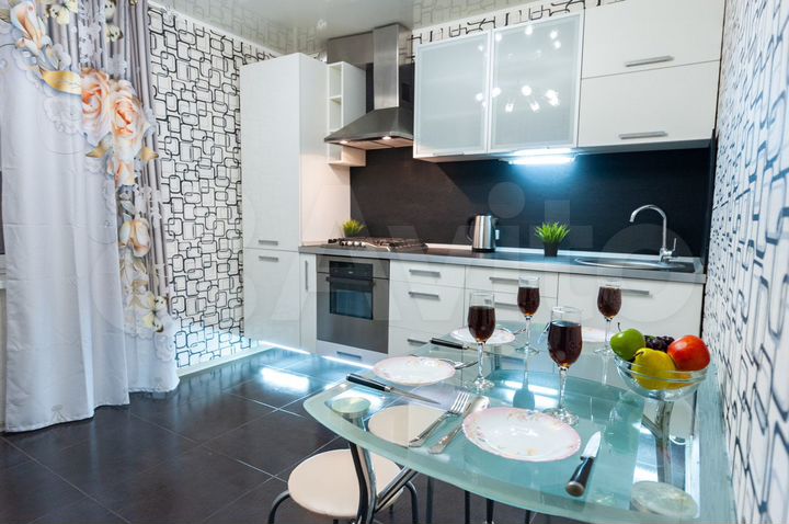 2-к. квартира, 60 м², 2/16 эт.