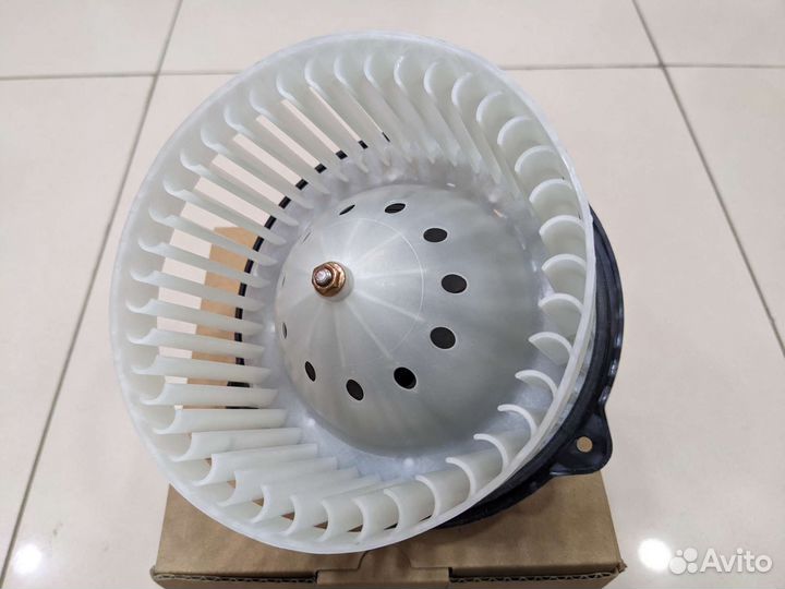 Мотор отопителя mercedes benz ML W163