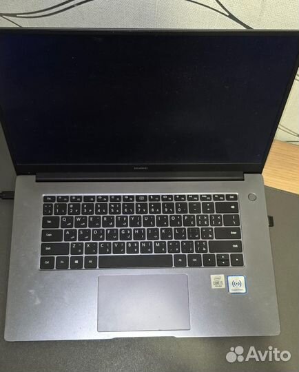 Ноутбук huawei