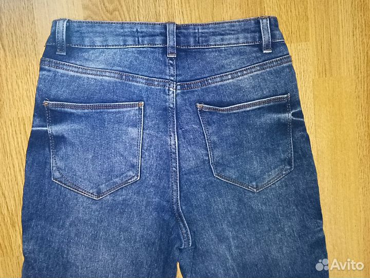 Джинсы женские