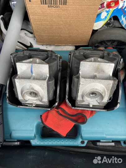 Подушки двигателя