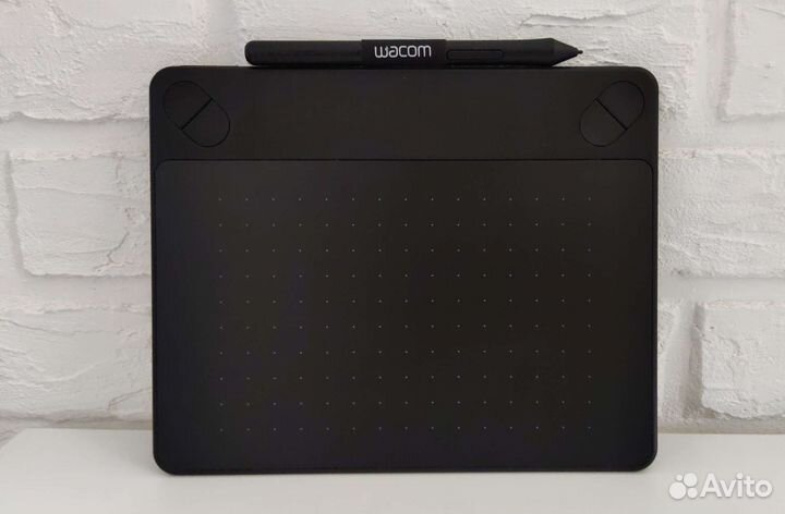 Графический планшет Wacom Intuos Art PT S