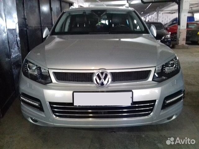 Решетка радиатора Volkswagen Touareg NF