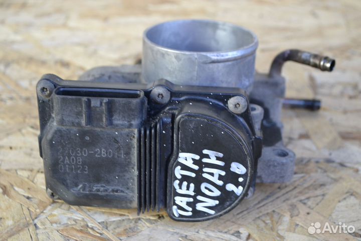 Дроссельная заслонка Toyota Noah R60