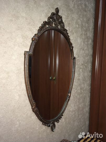 Антикварное зеркало