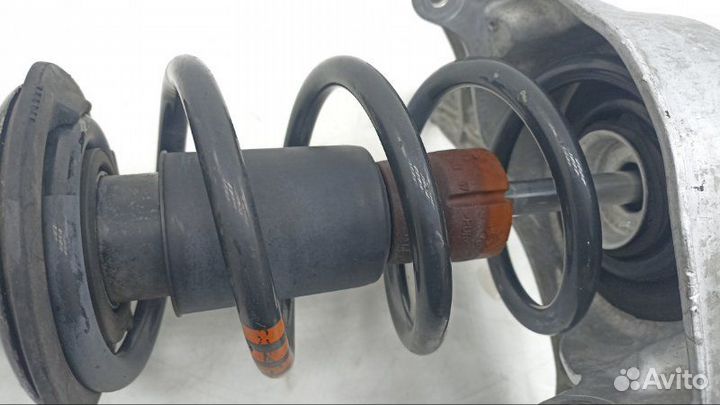 Стойка передняя правая Audi A4 8K 2011