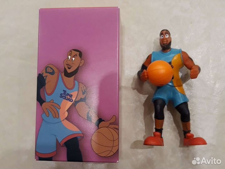 Космический джем макдональдс