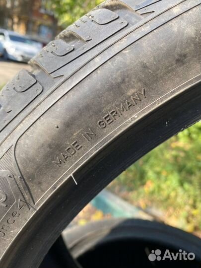 Goodyear UltraGrip Performance+ 295/35 R21