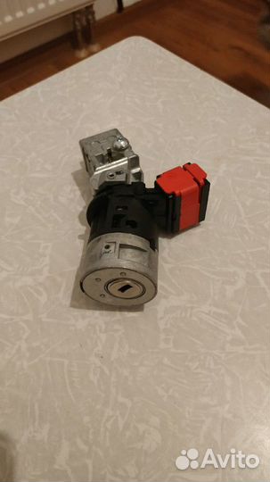 Замок зажигания Лада Веста