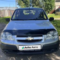 Chevrolet Niva 1.7 MT, 2011, 74 000 км, с пробегом, цена 575 000 руб.