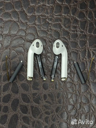 Замена аккумуляторов Airpods