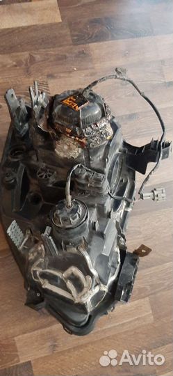 Фары Nissan X-trail t31