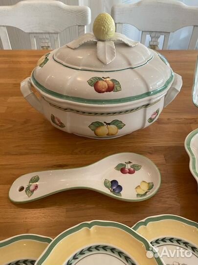 Сервиз столовый