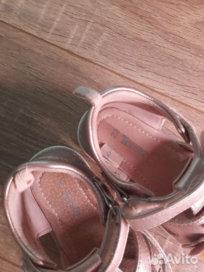 Босоножки для девочки 22 размер