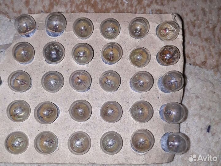 Лампа накаливания 24V 1.2W B8.5D 30 штук StartVolt