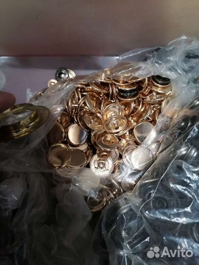 Кнопки клепки для одежды