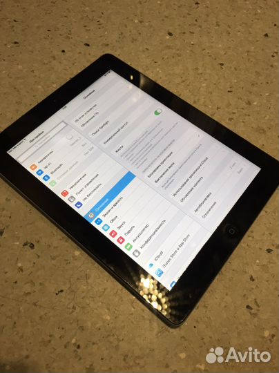 iPad 2, оригинал, (70+игр)