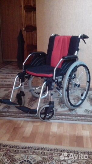 Инвалидное кресло