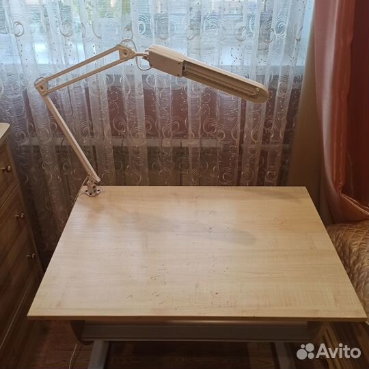 Стол и стул трансформер для школьника