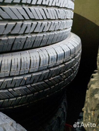 Bridgestone Dueler H/T 245/75 R17