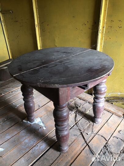 Старинная мебель