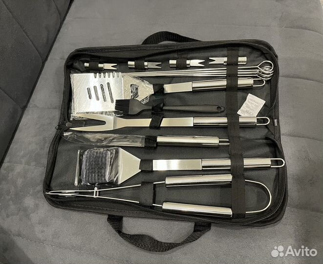 Подарочный набор для барбекю в кейсе с шампурами