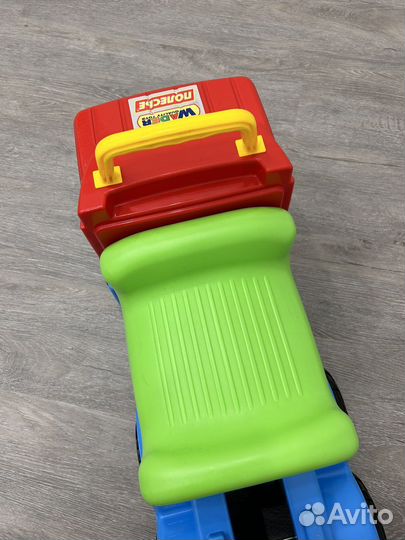 Машинка каталка толокар