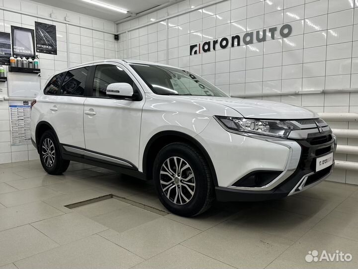 Mitsubishi Outlander 2.0 CVT, 2020, 23 915 км