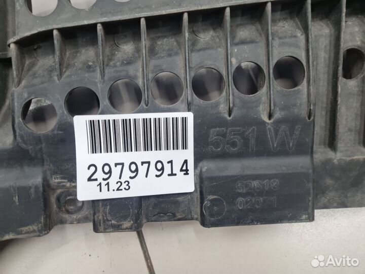 Пыльник двигателя центральный Toyota Corolla E18 2