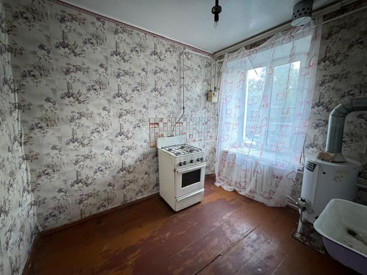2-к. квартира, 40 м², 2/2 эт.