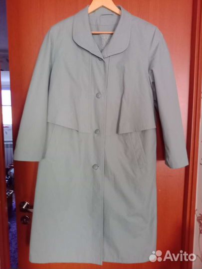 Плащ женский