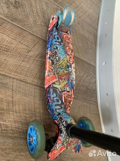 Детский 3-х колесный самокат