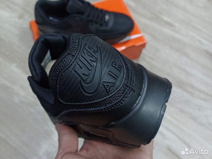 Кроссовки мужские Nike