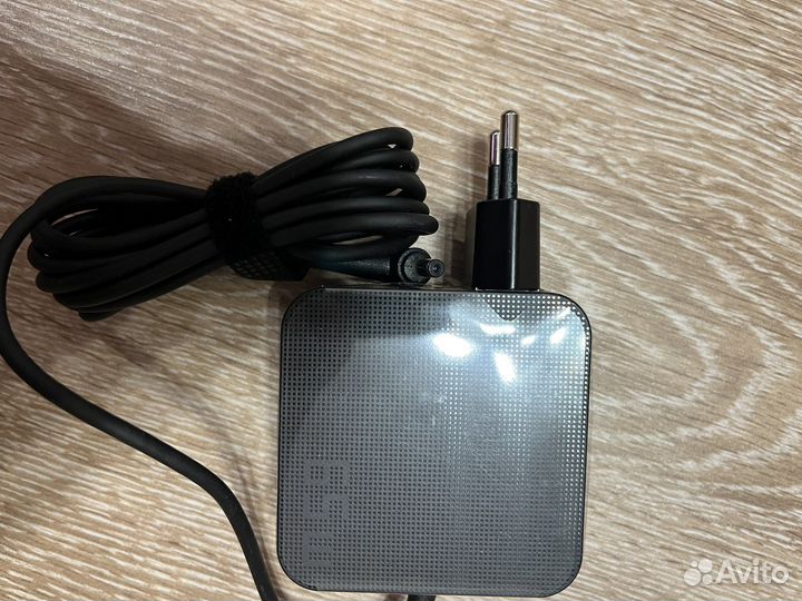 Блок питания AD2087020 для ноутбуков asus