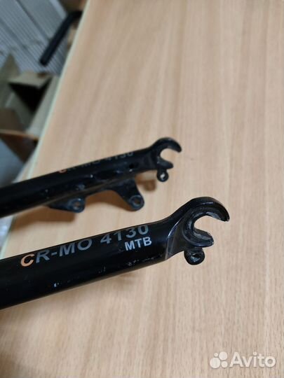 Вилка жесткая 26-27,5