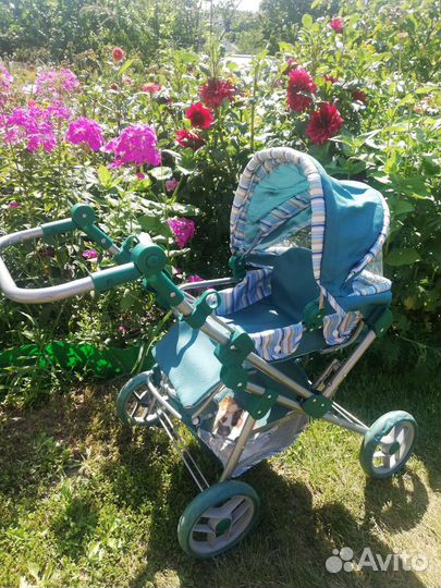 Детская игрушечная коляска