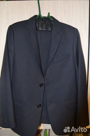 Костюм школьный