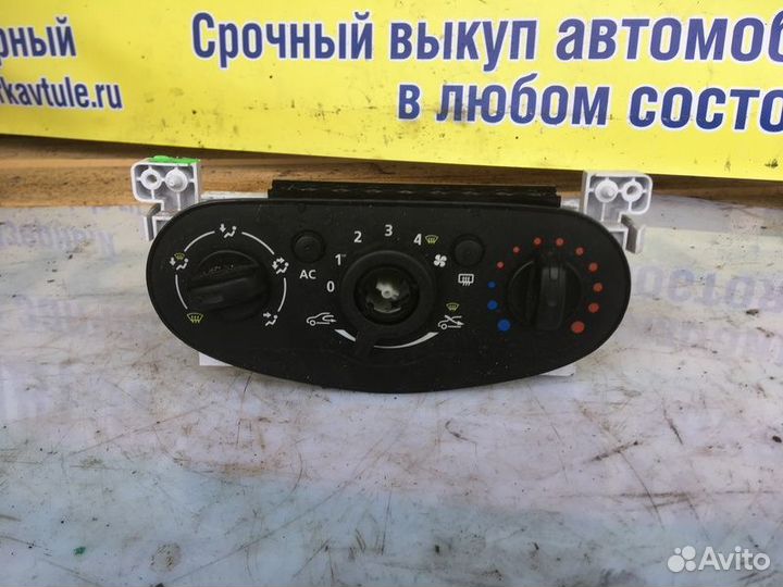 Блок управления печкой Renault Sandero