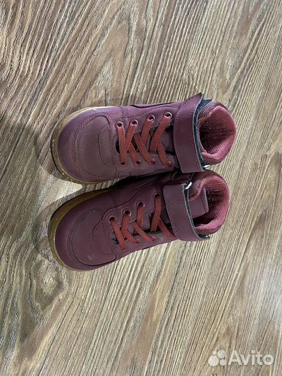 Ботинки на девочку 24 размер